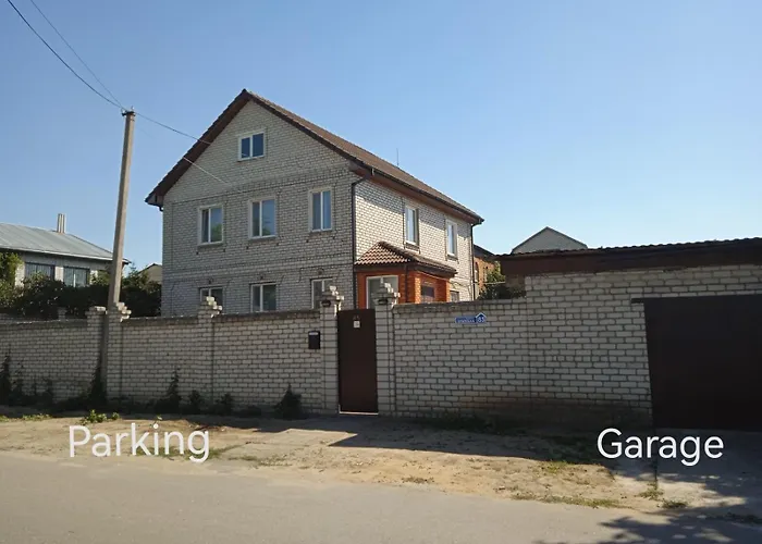 Приватний Будинок В Миколаєві З Гаражем Private House In Mykolaiv With Garage