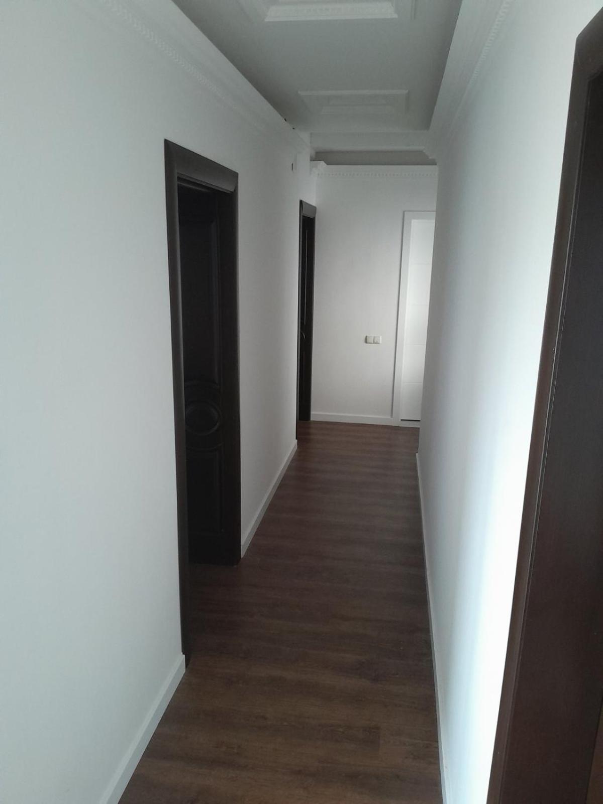 приватний будинок в миколаєві з гаражем Private House In With Garage דירה